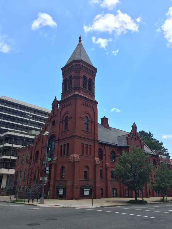 Figure 9. An image from the “Buildings as Landmarks” category, taken by a participant from Group 1 (OSM).