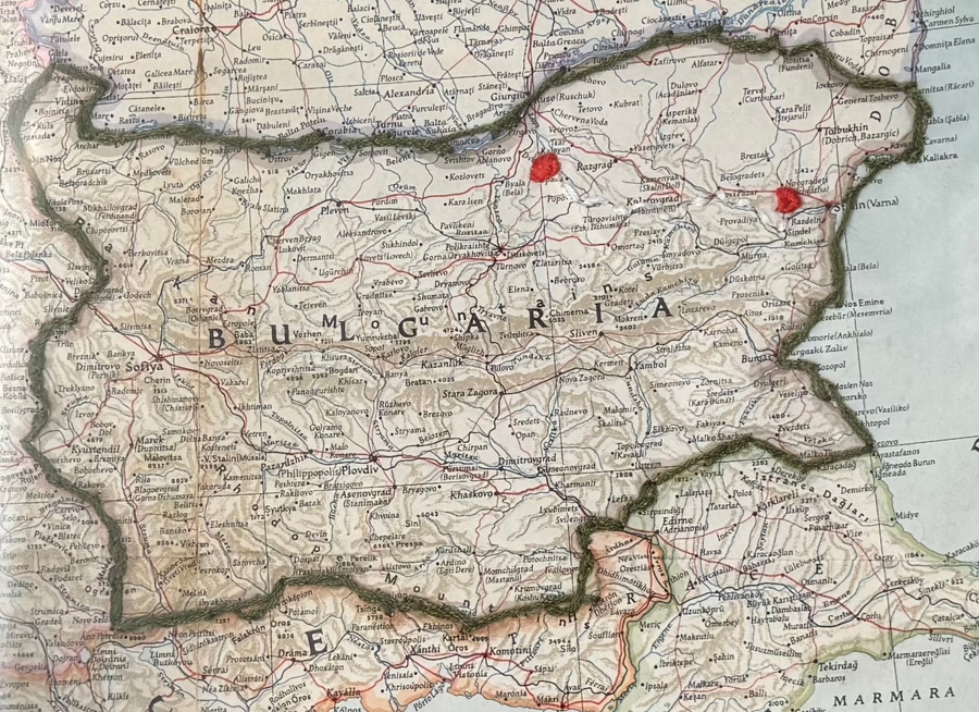 Figure 2. An example from our initial embroidery map workshop, showing the country of Bulgaria outlined, with a path connecting two villages.